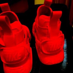 Fire red Nike Huaraches Size 12 W and Size 12 M
